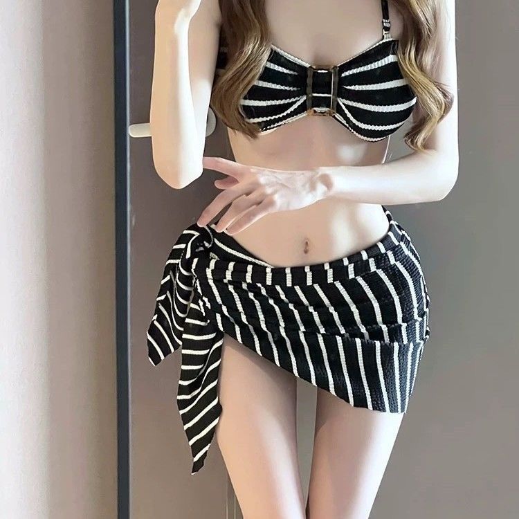 Женский купальник 2026: летний – обзор и цена Womens Suit